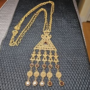 Elegant Vintage Triangle Pendant Necklace